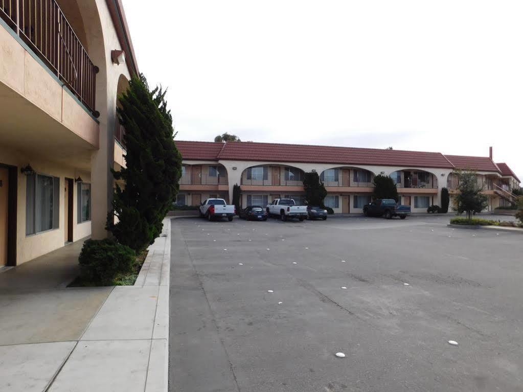 Laurel Inn & Conference Center Salinas Exteriör bild