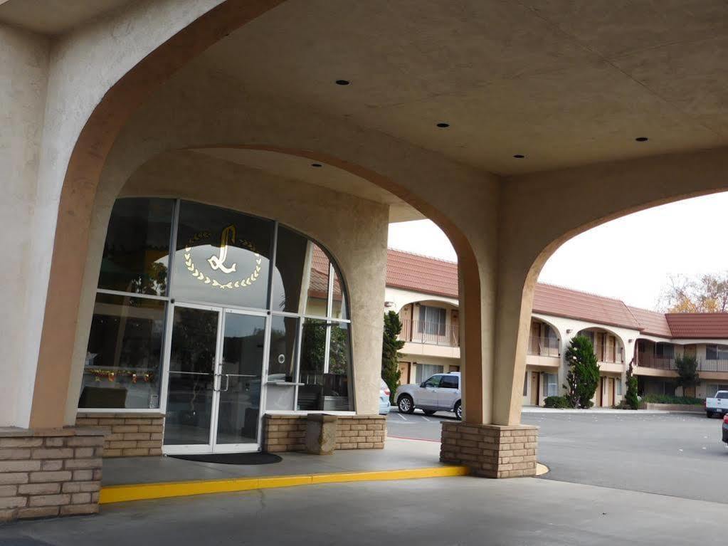 Laurel Inn & Conference Center Salinas Exteriör bild